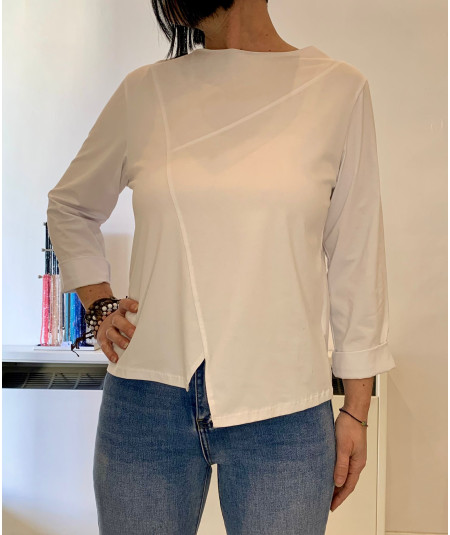 t-shirt asimmetrica