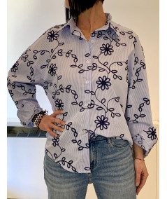 camicia ricamata